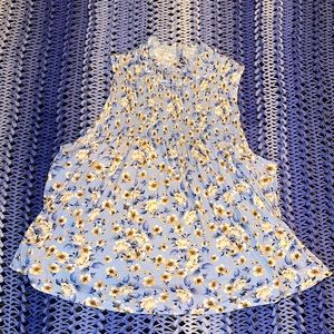 Mi Ami Woman’s Sleeveless Blouse Light Blue Floral XL